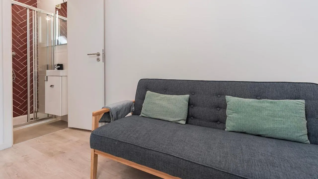 Estrela Escape Studios 2 By Lovelystay Lisboa Portugal