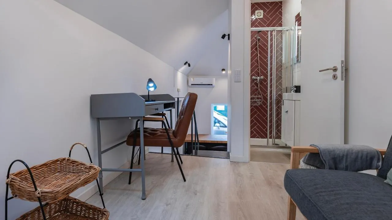 Lejlighed Estrela Escape Studios 2 By Lovelystay Lisboa Portugal
